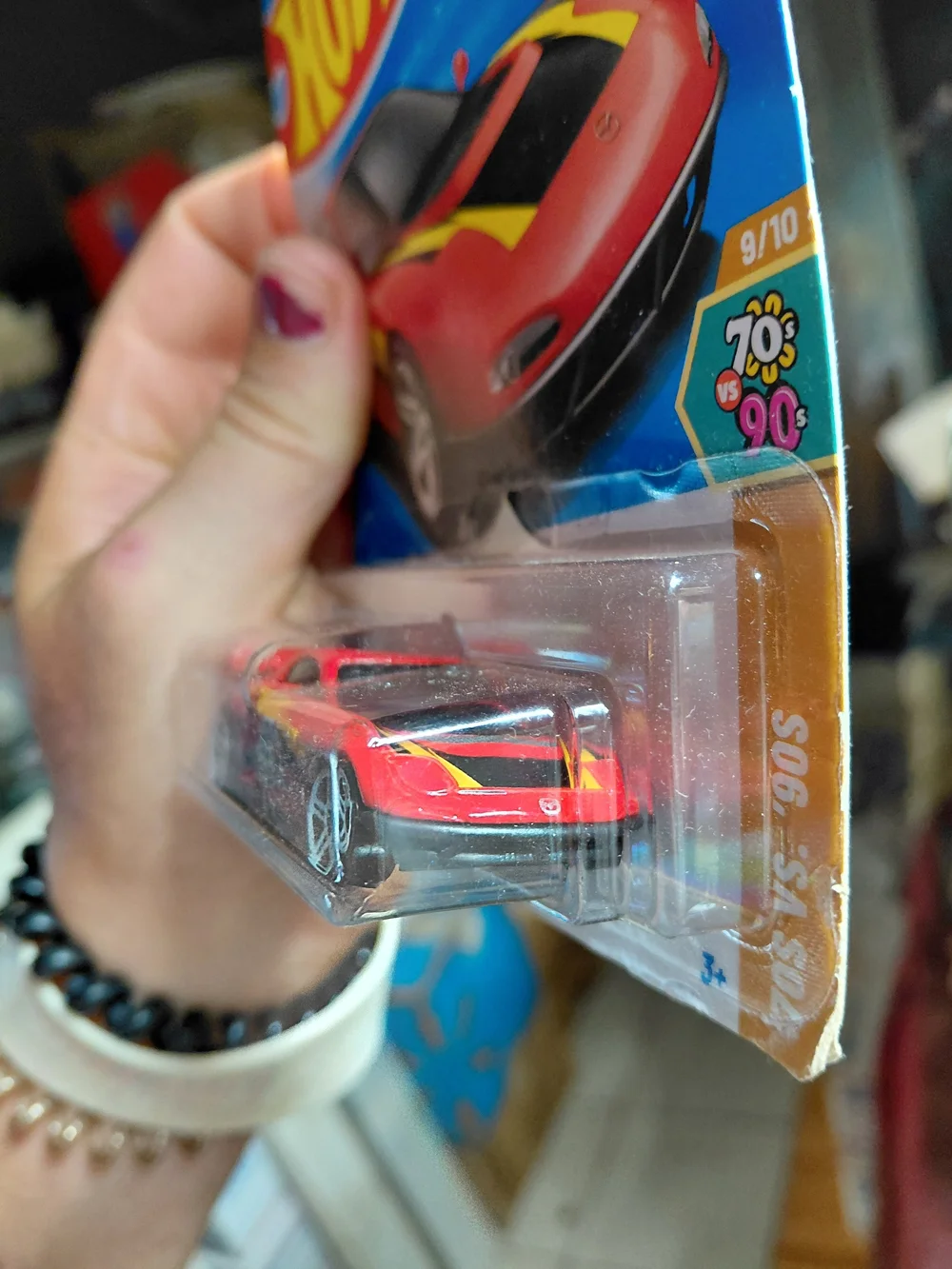 the Hot Wheels '95 Mazda RX-7 Drift from the 2025 '70s vs '90s series (9/10, num